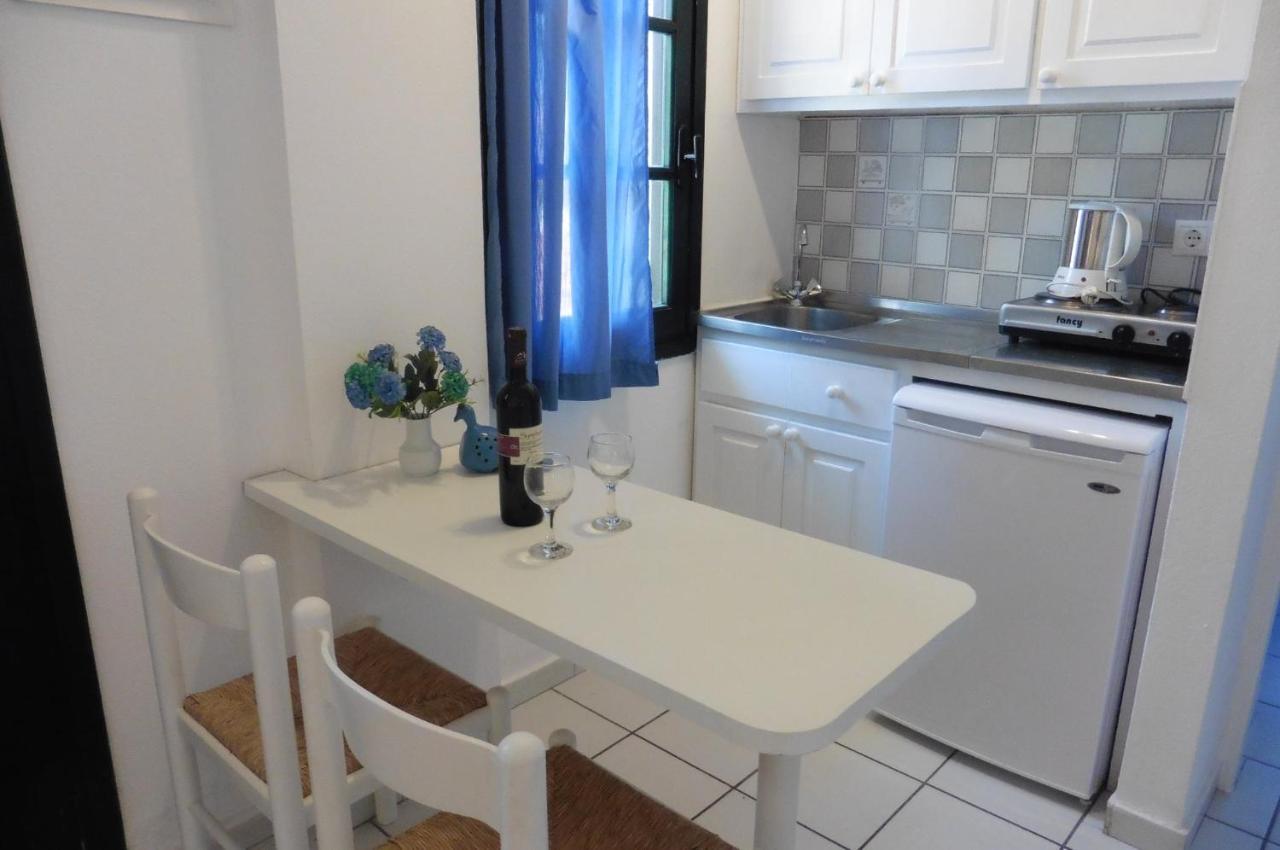 Julies Apartments Kokkini Hani Ngoại thất bức ảnh