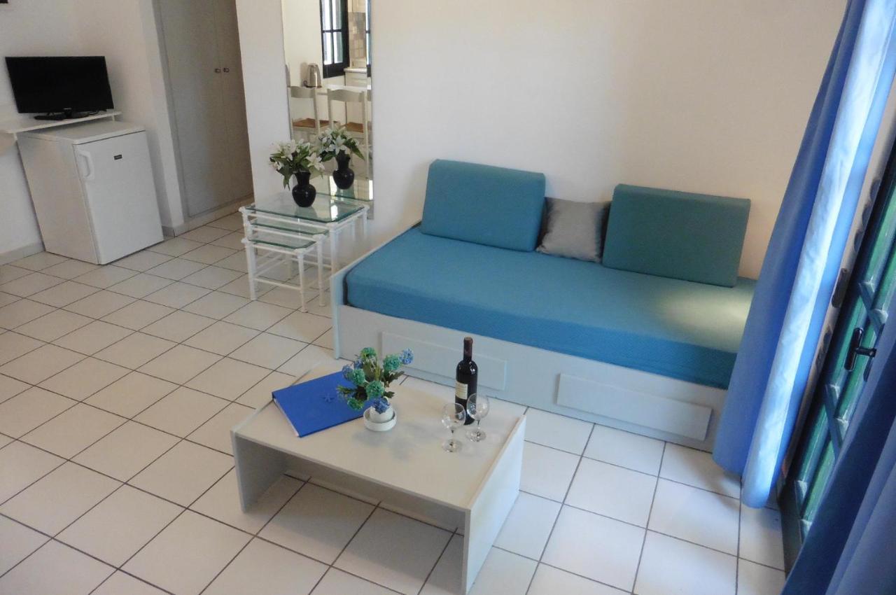 Julies Apartments Kokkini Hani Ngoại thất bức ảnh