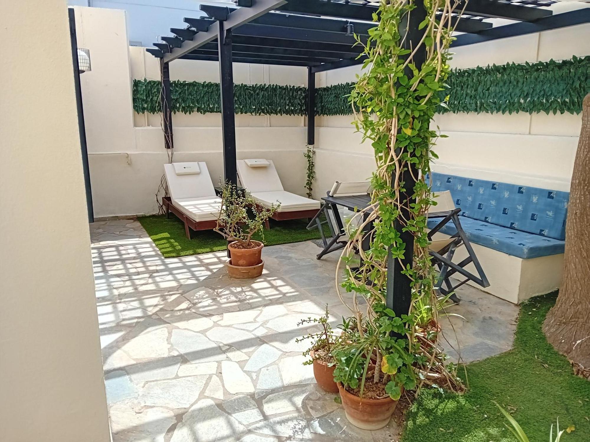 Julies Apartments Kokkini Hani Ngoại thất bức ảnh
